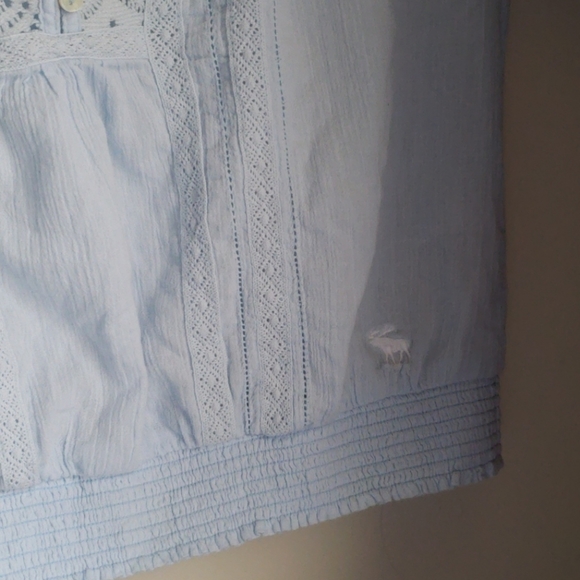 Abercrombie & Fitch shirt - Picture 2 of 3